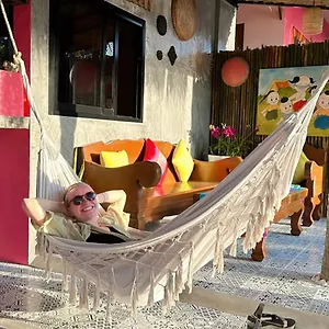 https://pinky-bungalow.koh-lantahotels.net